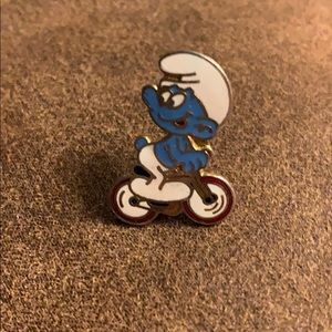 Vintage Smurf pin